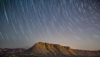 DB真人-北京男篮33分大胜四川 麦基首秀12分全队最高